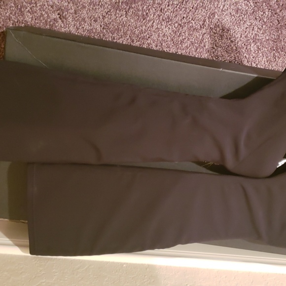 Kenneth Cole Black Stretch boots - Picture 2 of 2